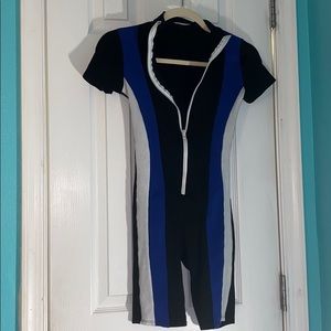 Colorblock zip romper
